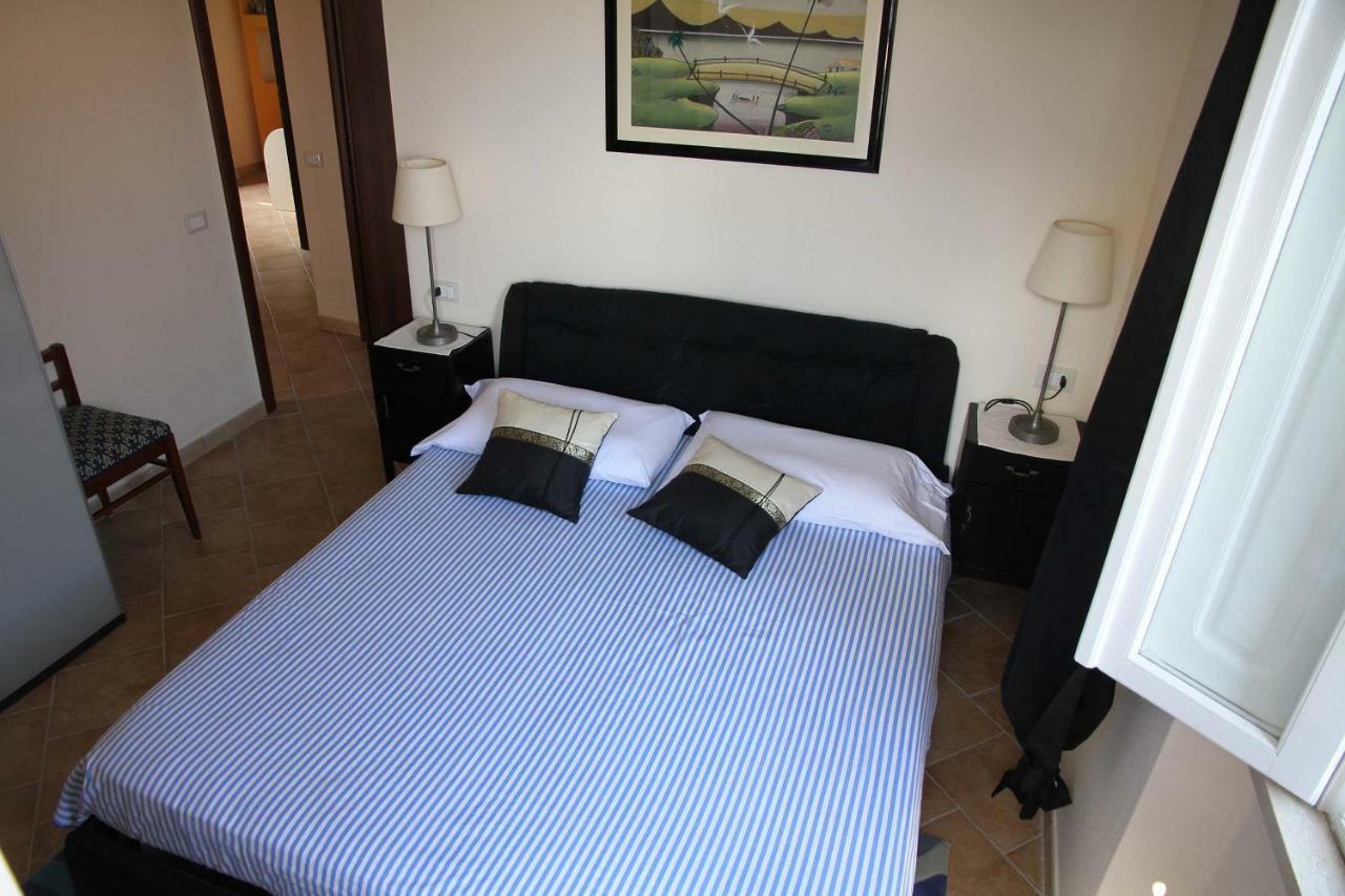 Los Flamingos Bed & Breakfast La Maddalena  Luaran gambar