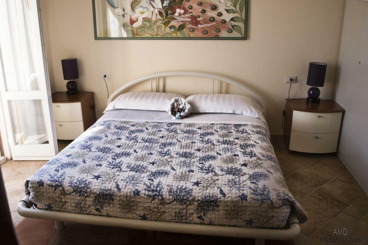 Los Flamingos Bed & Breakfast La Maddalena  Luaran gambar